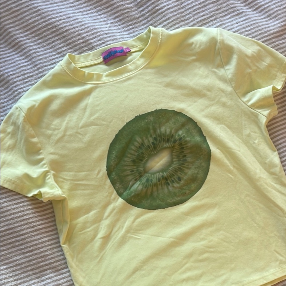 Edikted Kiwi Baby Tee